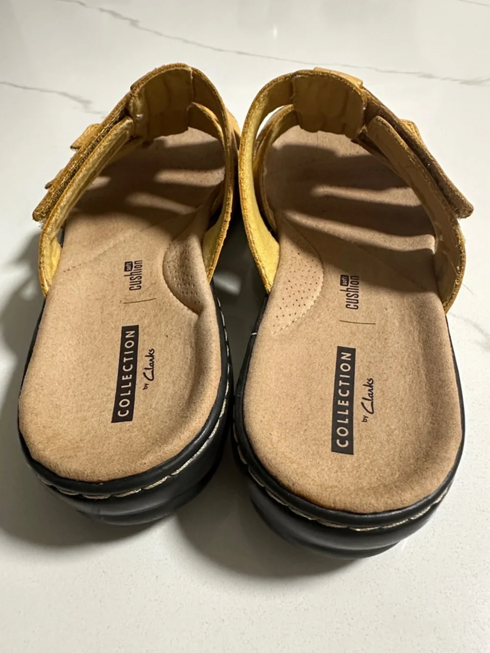 Clarks Collection Sandals - Picture 9 of 10